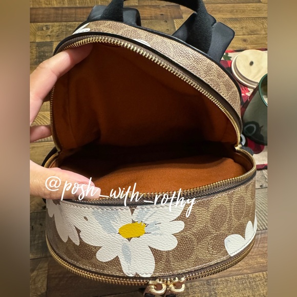 Coach Court Backpack - Picture 8 of 15